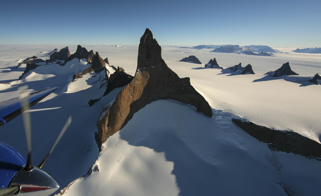 Flying across the mountains to get to the South Pole campsite. Source: White Desert