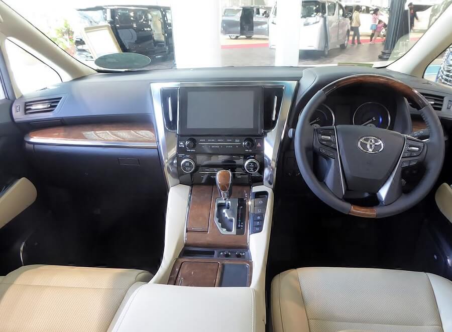 Toyota Alphard Interior luxury MPV