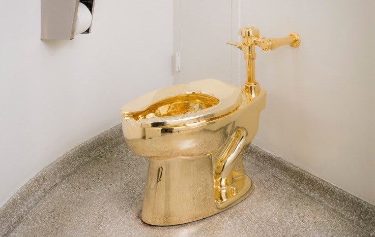 18 karat gold toilet
