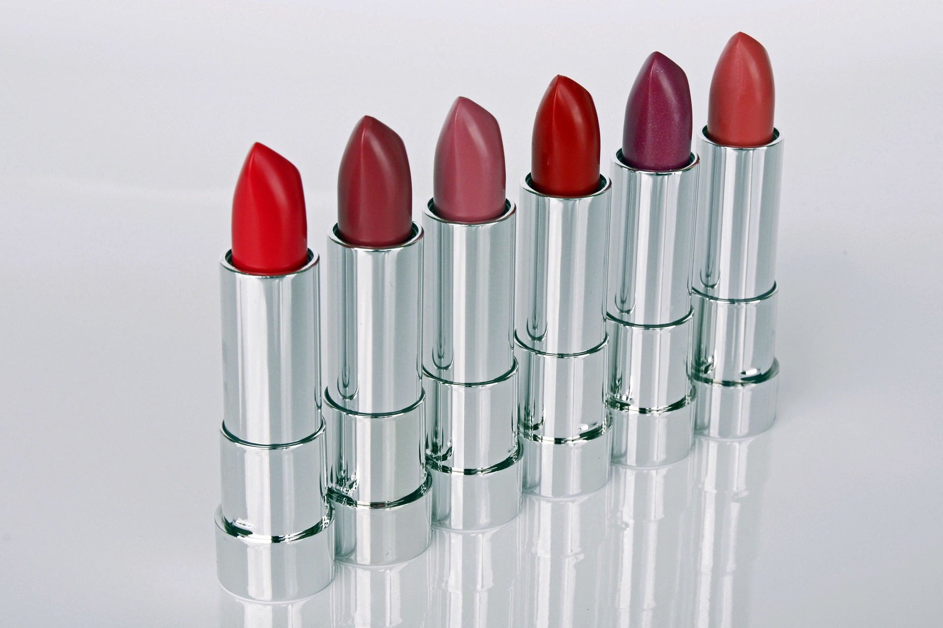 Luxury lipstick, lipstick, makeup, fashion, luxury lipstick choices, colourful lipstick, how to apply lipstick, which lipsticks to buy