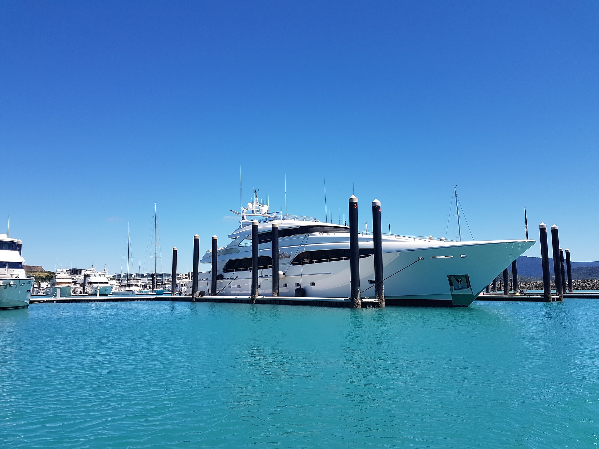  yacht expenses, yearly yacht expenses, how much does a yacht cost