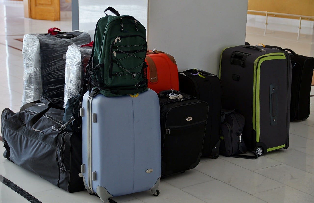 smart luggage, incase luggage, smart suitcase,