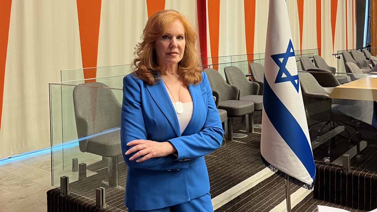 Liz Claman Salary: Inside The Pay Of A Veteran Fox Business Anchor