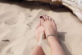 Magnesium Oil on Feet: The Overnight Beauty Ritual You Need to Know About