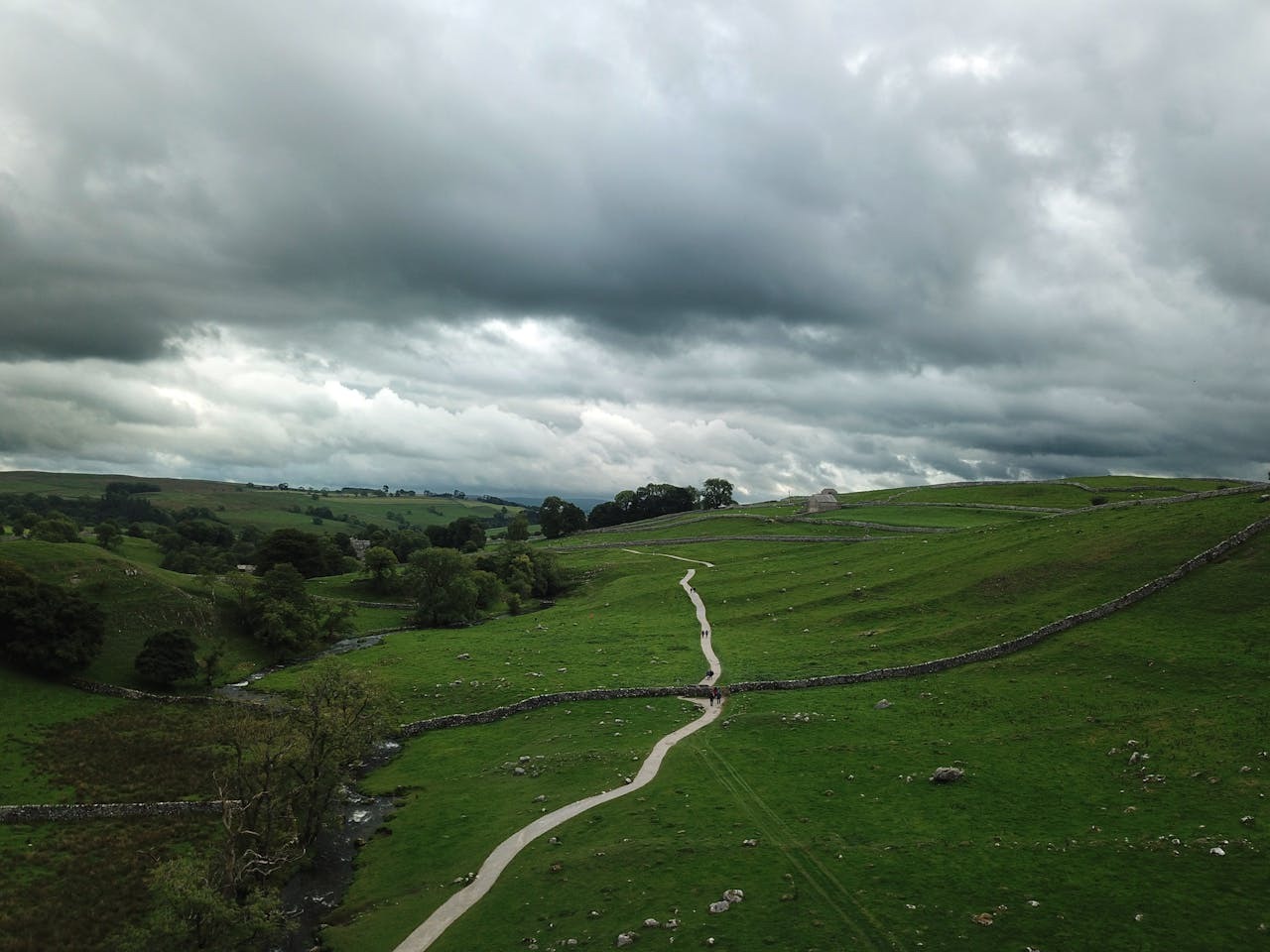 Why a Luxury Walking Holiday Is the Ultimate Way to Experience England