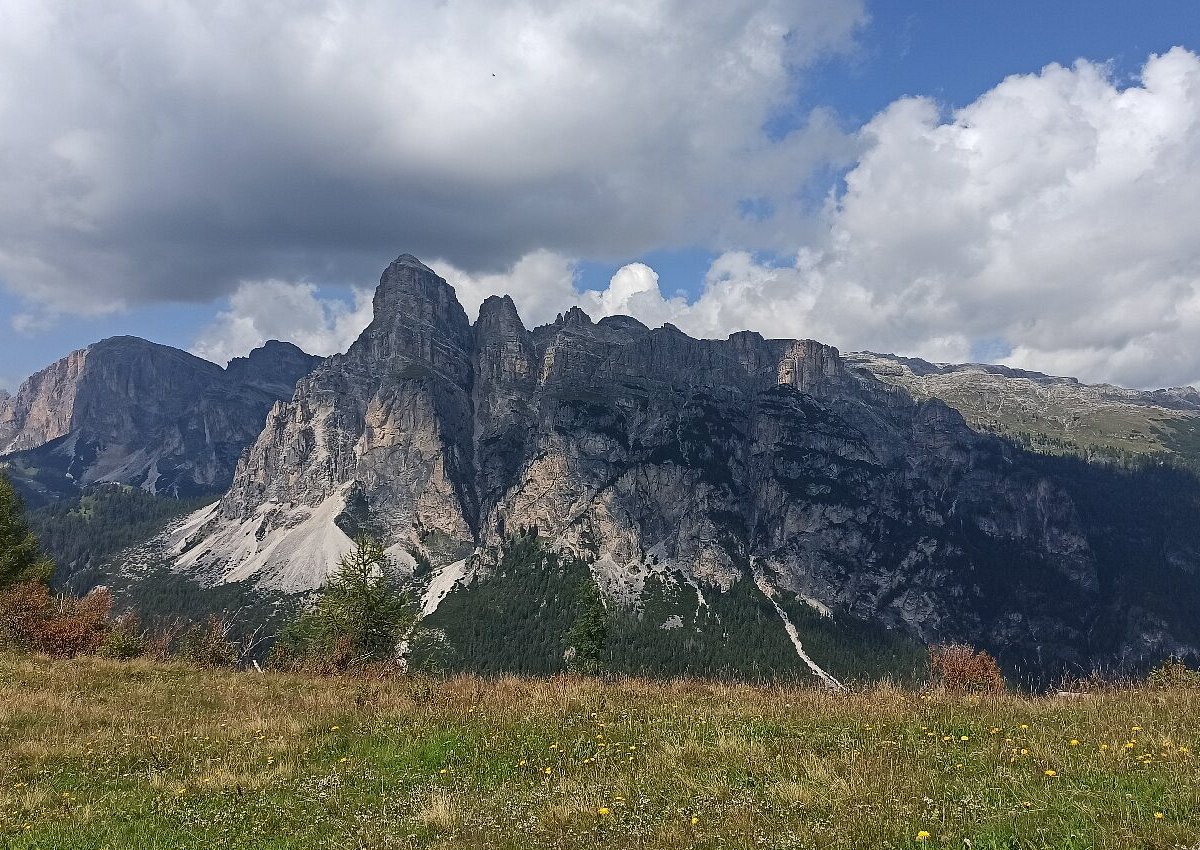 Piz La Ila Summit Guide: Everything You Need to Know Before Visiting
